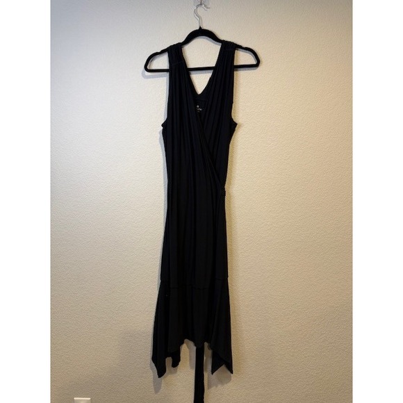 Athleta Dresses & Skirts - Athleta Black Asymmetrical Hem Wrap Beach Coverup Tank Dress Sz XL 2167
